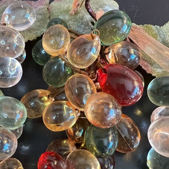 Vintage 1960’s acrylic lucite grape clusters set of 4 - Picture 11 of 16